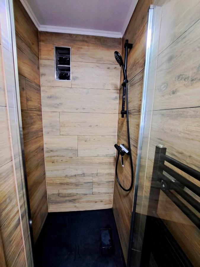 Chambre Dans Une Maison D'Hote 列日 外观 照片
