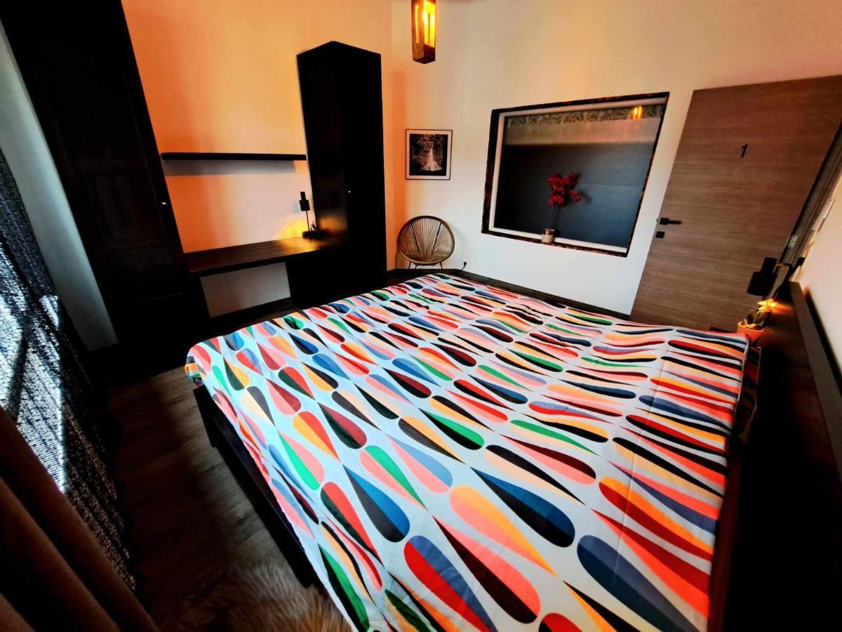 Chambre Dans Une Maison D'Hote 列日 外观 照片